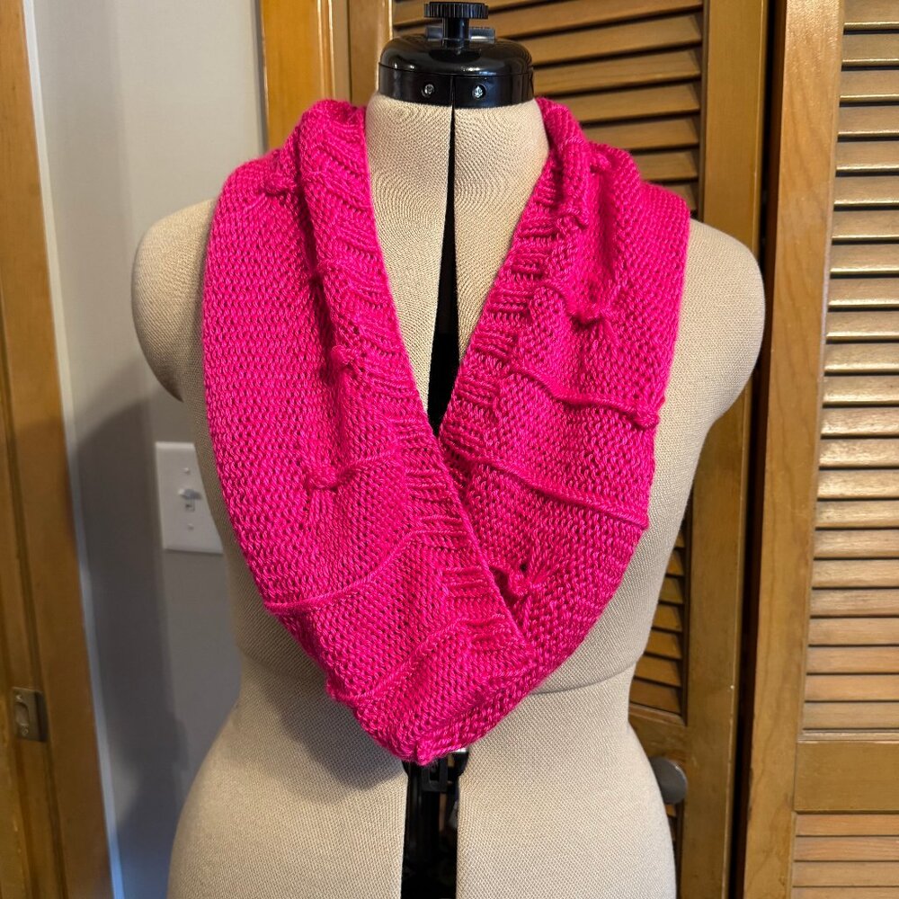 Handmade Hot Pink Dangling Spider Scarf/Cowl